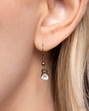 Load image into Gallery viewer, Duchess Disc - Brass - Paparazzi