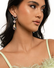 Load image into Gallery viewer, Faceted Frenzy ~ Pink ~ Paparazzi