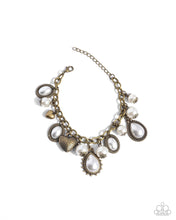 Load image into Gallery viewer, Pearly Prelude ~ Complete Look ~ Paparazzi