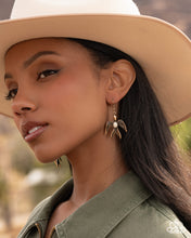 Load image into Gallery viewer, Soaring Stones ~ White ~ Paparazzi