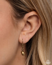 Load image into Gallery viewer, Sand Dollar Statement ~ Brass ~ Paparazzi