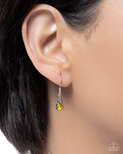 Load image into Gallery viewer, Freeing Florals ~ Yellow ~ Paparazzi