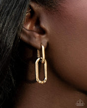 Load image into Gallery viewer, Lavish Links ~ Gold ~ Paparazzi