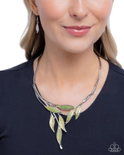 Load image into Gallery viewer, Lush Leaves ~ Green ~ Paparazzi