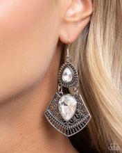 Load image into Gallery viewer, Royal Remix ~ White ~ Paparazzi