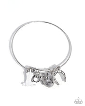 Load image into Gallery viewer, Western Waltz ~ Complete Look ~ Bracelet