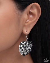 Load image into Gallery viewer, Woven Delight ~ Black ~ Paparazzi