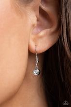 Load image into Gallery viewer, Grandiose Grace - Green - Paparazzi