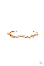 Load image into Gallery viewer, Twisted Twinkle - Gold - Bracelet
