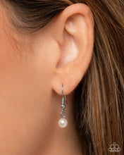 Load image into Gallery viewer, Perceptive Pearls ~ Complete Look ~ Paparazzi
