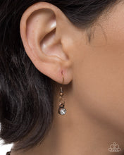 Load image into Gallery viewer, Discerning Dazzle ~ Copper ~ Paparazzi
