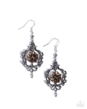 Load image into Gallery viewer, Antique Abloom ~ Silver ~ Earring
