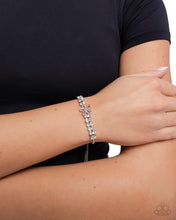 Load image into Gallery viewer, Blooming Breakthrough ~ Pink ~ Paparazzi
