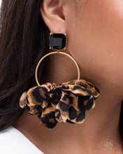 Load image into Gallery viewer, Charming Cheetah ~ Gold ~ Paparazzi
