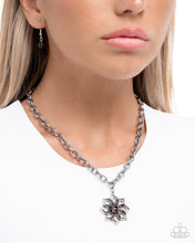 Load image into Gallery viewer, Dimensional Delight ~ Black ~ Paparazzi
