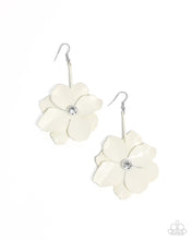 Load image into Gallery viewer, Generous Glisten ~ White ~ Earring
