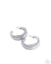 Load image into Gallery viewer, Hammered Heritage ~ Silver ~ Earring
