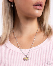 Load image into Gallery viewer, Mademoi-Shell Magic ~ Complete Look ~ Paparazzi
