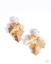 Load image into Gallery viewer, Mermaid Memorate ~ Gold ~ Earring
