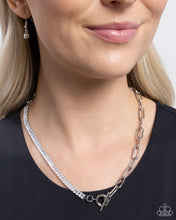 Load image into Gallery viewer, Mismatched Monarchy ~ White ~ Paparazzi
