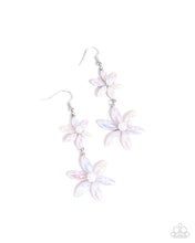 Load image into Gallery viewer, Pearl Posy - White - Earring
