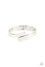 Load image into Gallery viewer, Dare to Flare - Silver - Bracelet
