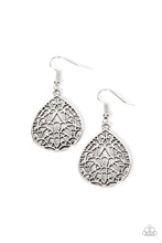 Load image into Gallery viewer, Valley Estate - Silver - Earrings
